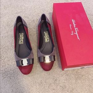Ferragamo vara pw 0720731 multicolor calf 3cm pumb 7.5B